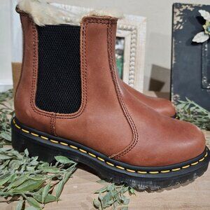 Womens 6 Dr Martens Chelsea Boot Women's Faux Fur Lined Chelsea Boots